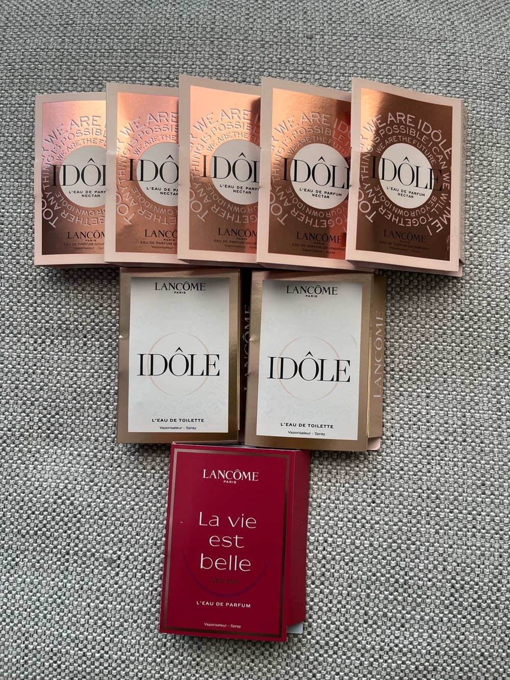 8/19$ Lancôme Idôle & La Vie Est Belle Sample Pack